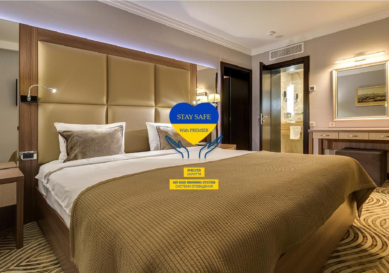 Premier Hotel Dnister Lviv Ngoại thất bức ảnh