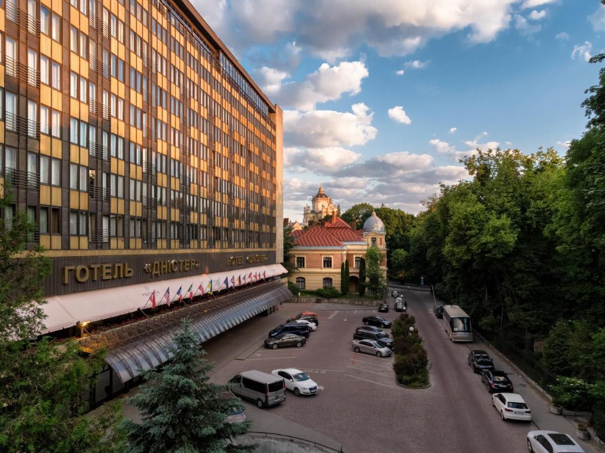 Premier Hotel Dnister Lviv Ngoại thất bức ảnh