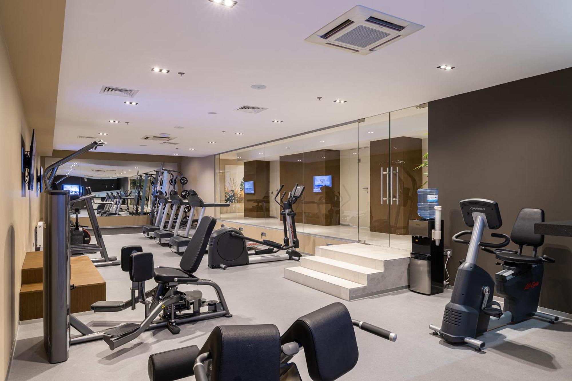 Premier Hotel Dnister Lviv Ngoại thất bức ảnh