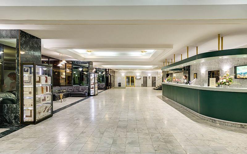 Premier Hotel Dnister Lviv Ngoại thất bức ảnh