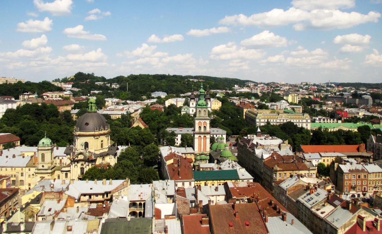 Premier Hotel Dnister Lviv Ngoại thất bức ảnh